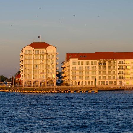 Sunset Boulevard 1 Apt 9 Bulwar Zachodzacego Slonca 1 W Marina Royale Darlowko Exterior photo