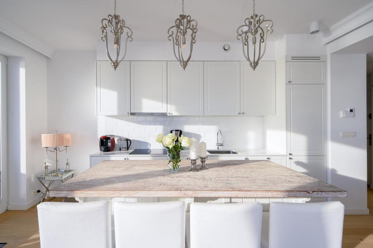 Sunset Boulevard 1 Apt 9 Bulwar Zachodzacego Slonca 1 W Marina Royale Darlowko Exterior photo