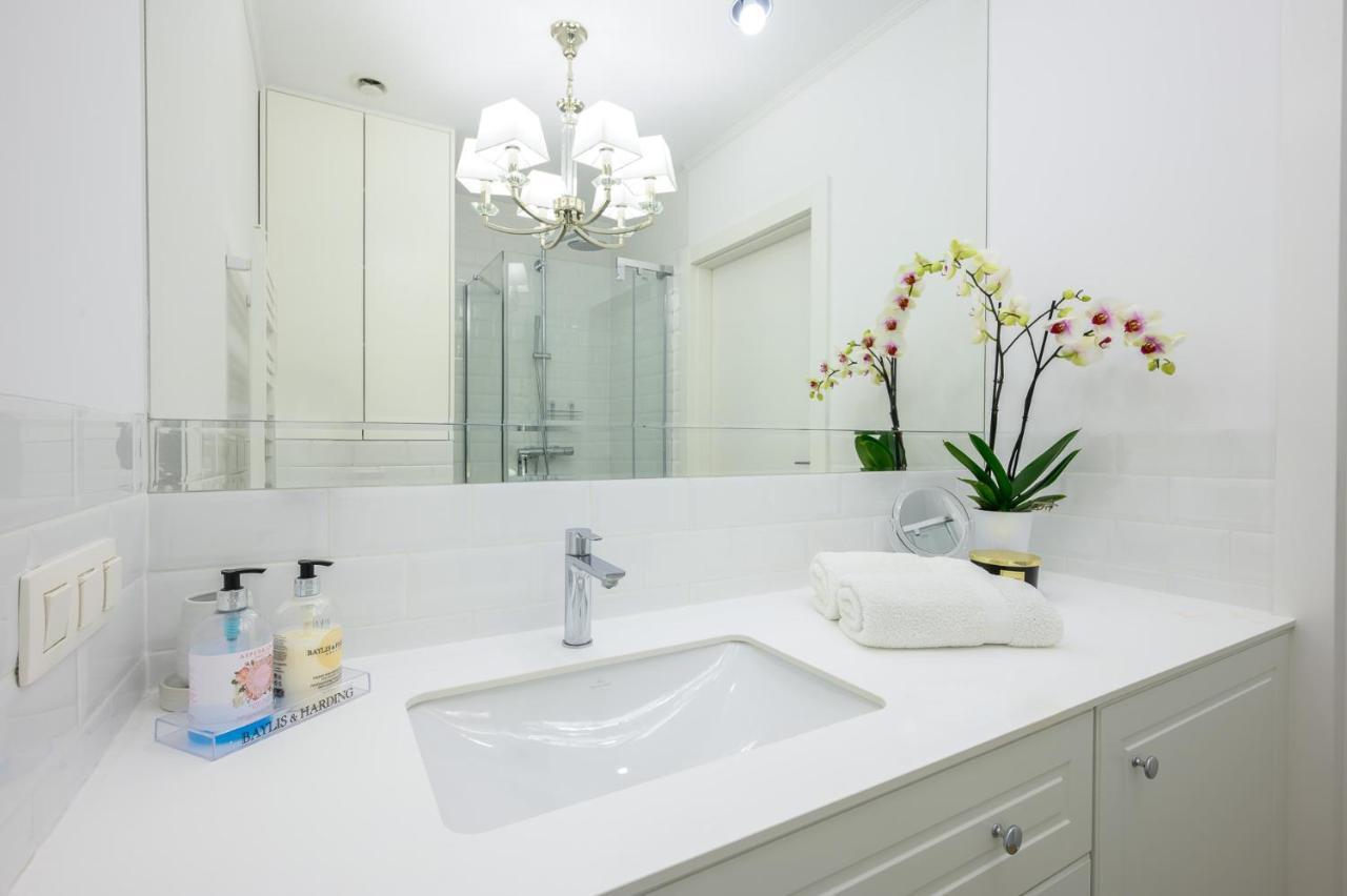 Sunset Boulevard 1 Apt 9 Bulwar Zachodzacego Slonca 1 W Marina Royale Darlowko Exterior photo