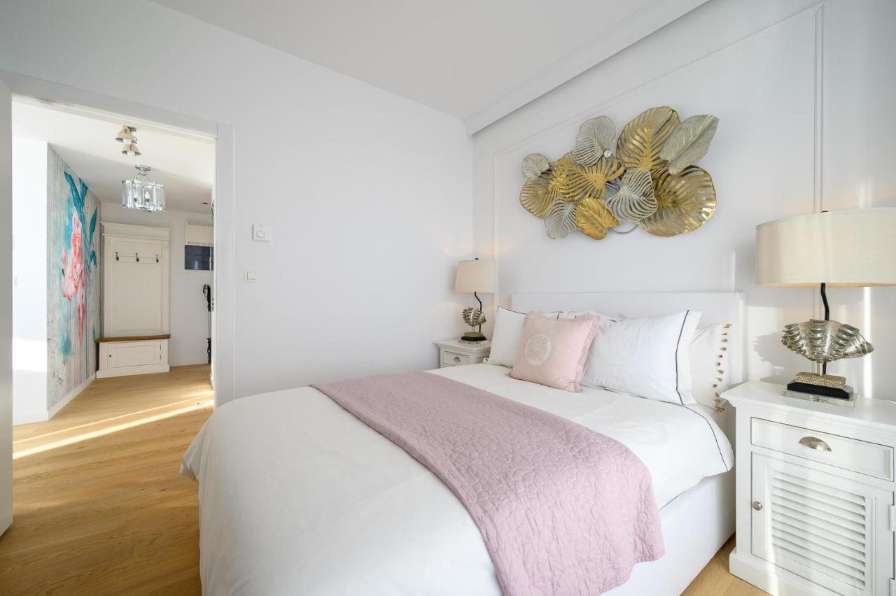 Sunset Boulevard 1 Apt 9 Bulwar Zachodzacego Slonca 1 W Marina Royale Darlowko Exterior photo