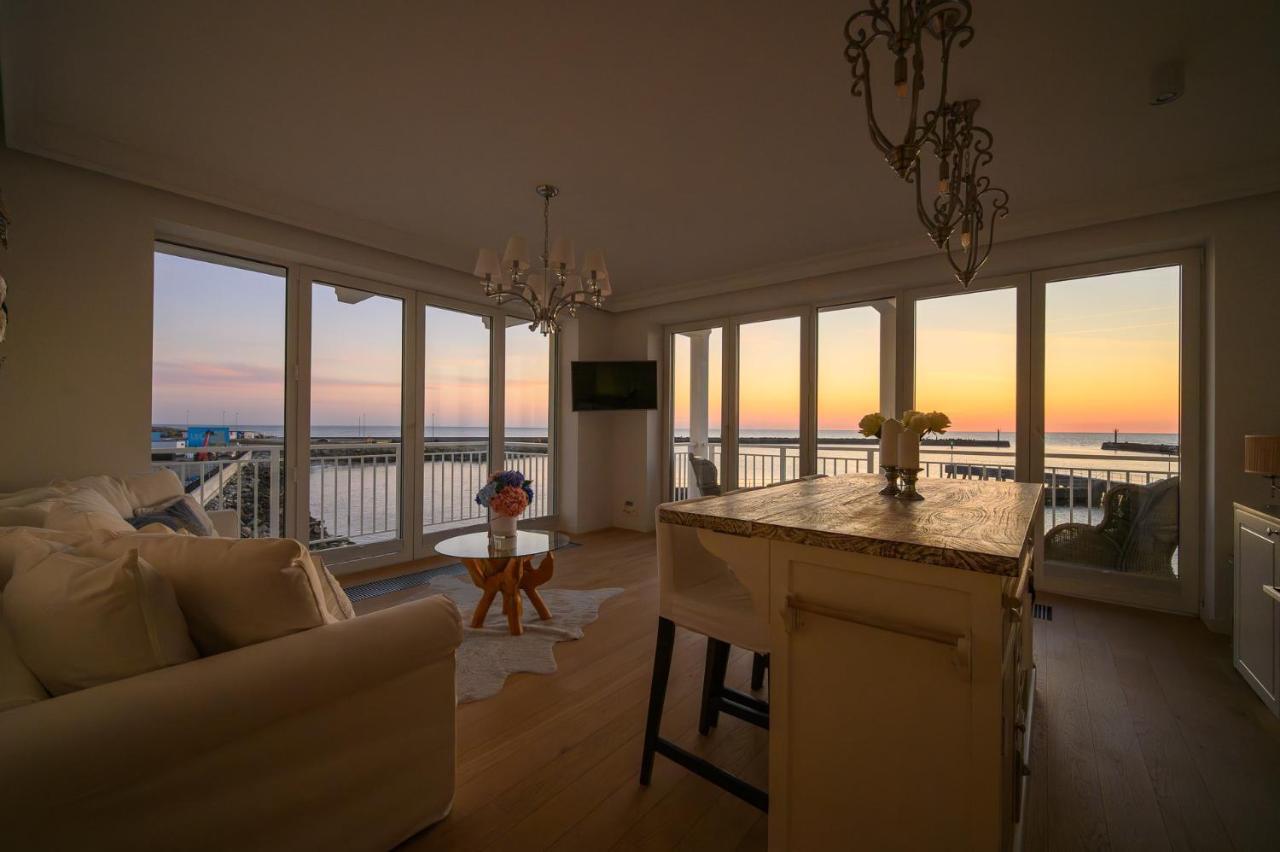 Sunset Boulevard 1 Apt 9 Bulwar Zachodzacego Slonca 1 W Marina Royale Darlowko Exterior photo